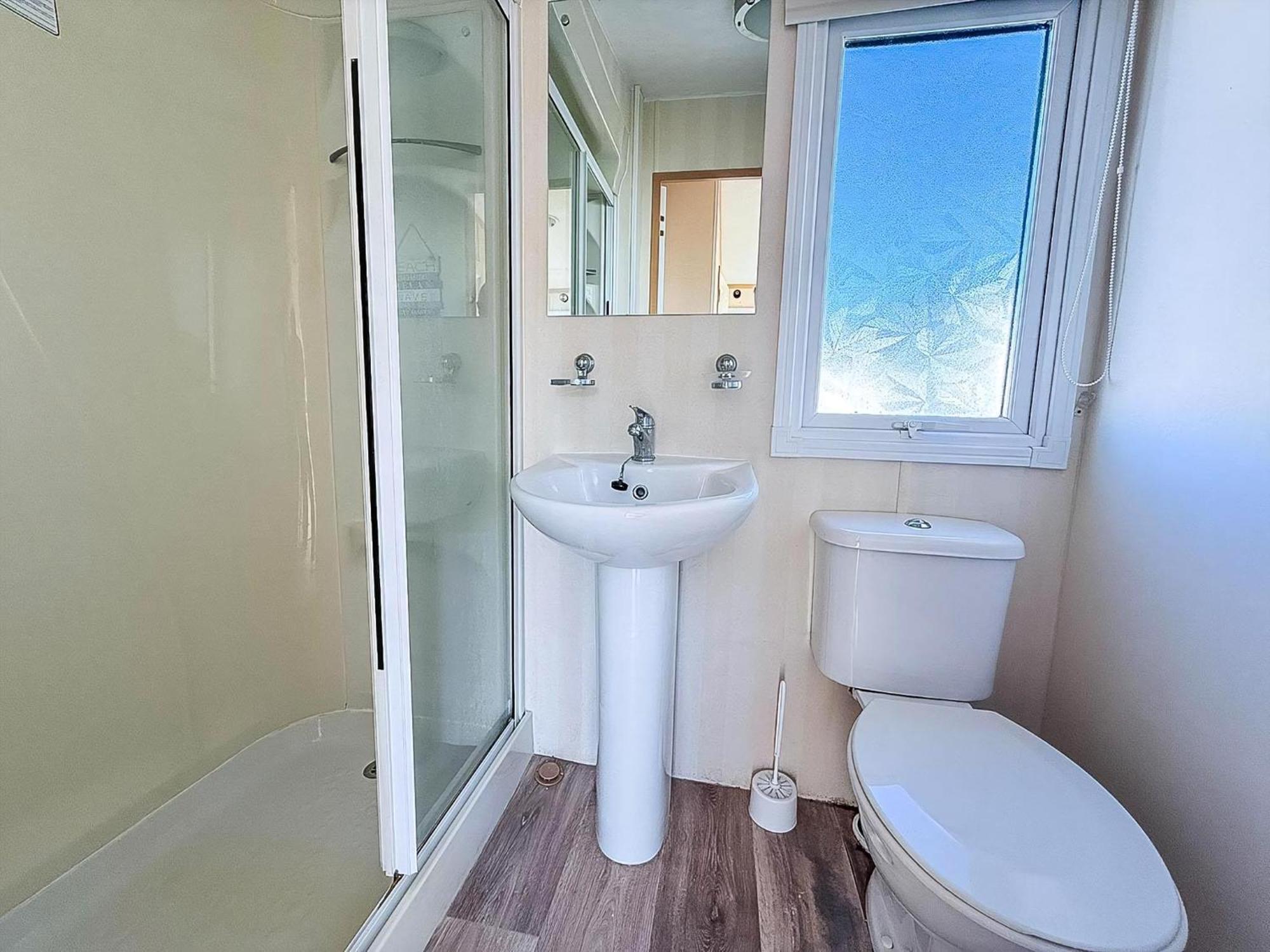 Lovely 6 Berth Caravan For Hire At Manor Park In Hunstanton Norfolk Ref 23044S Luaran gambar