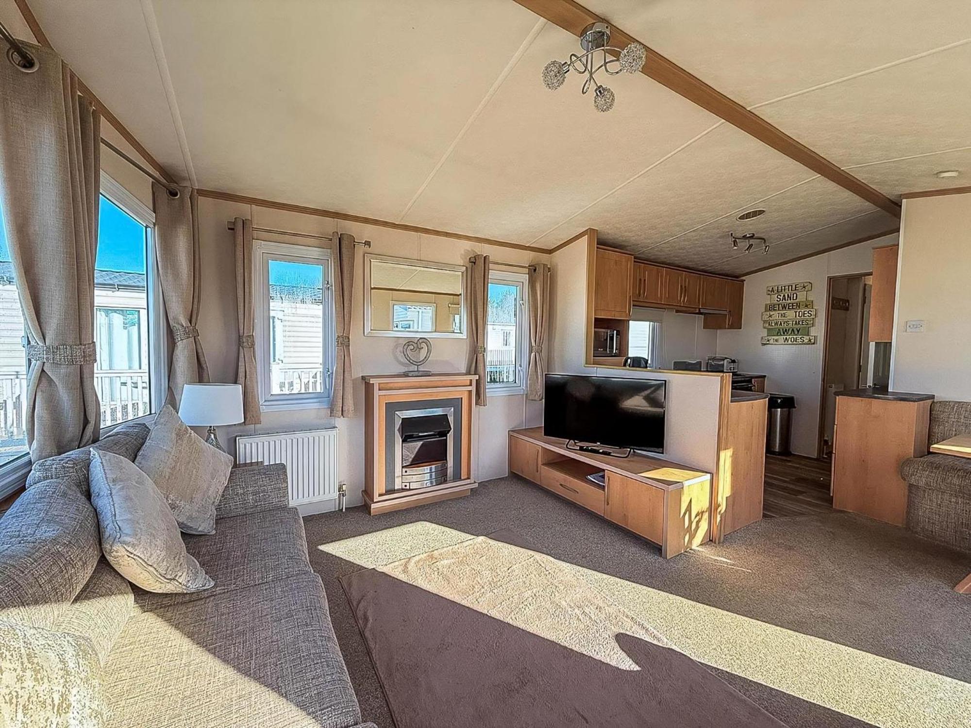 Lovely 6 Berth Caravan For Hire At Manor Park In Hunstanton Norfolk Ref 23044S Luaran gambar